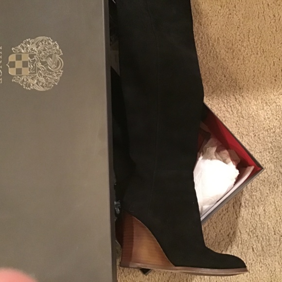 2 pair of Via Spiga boots and 1 pair of Vince C - Picture 4 of 4